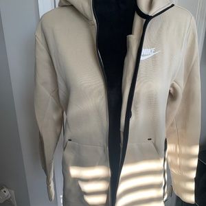 Nike cream hooded jacket